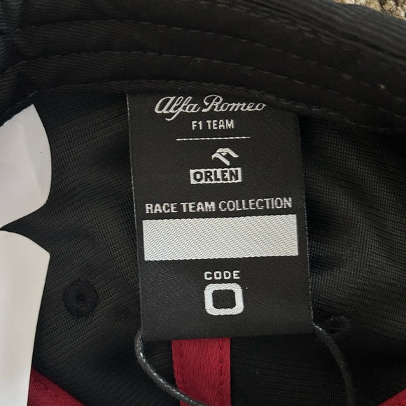 Alfa Romeo Racing F1 Austrian GP Team Adjustable Hat - Picture 7 of 7